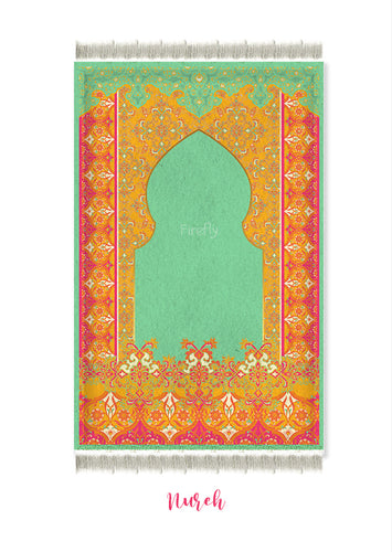 Nureh - Janamaz (Prayer Mat)